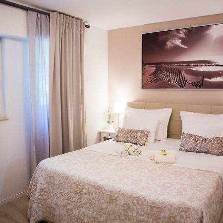 Luxurious Apartment With Private Garden سبليت المظهر الخارجي الصورة