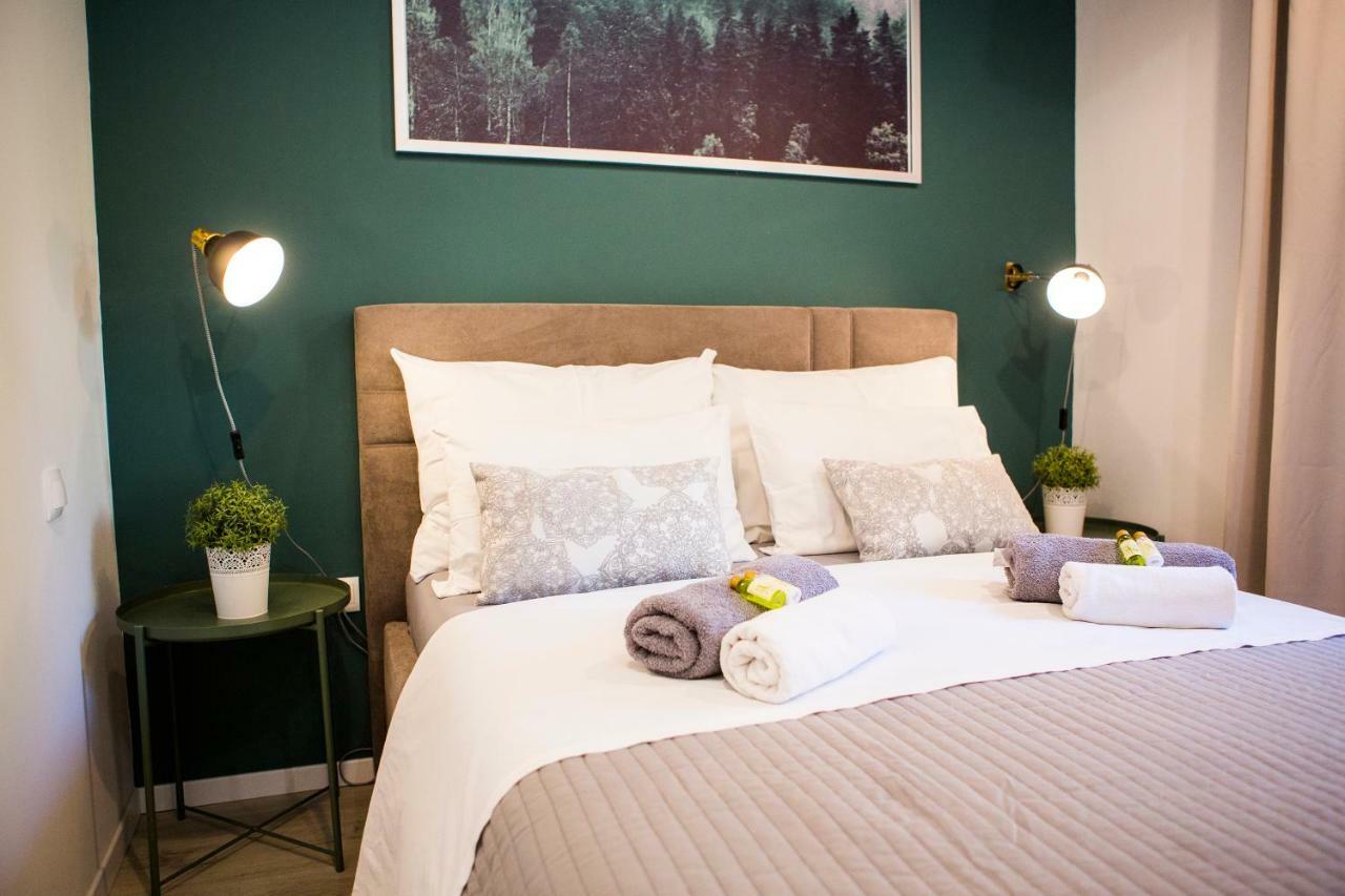 Luxurious Apartment With Private Garden سبليت المظهر الخارجي الصورة