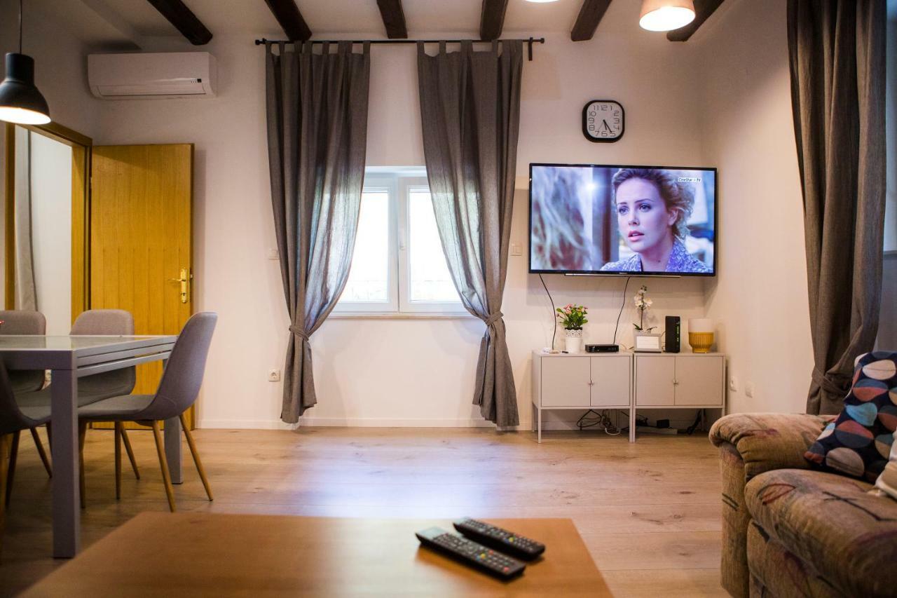Luxurious Apartment With Private Garden سبليت المظهر الخارجي الصورة